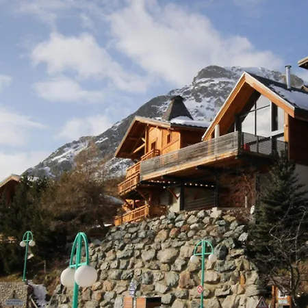 Chalet Contemporain Avec Jacuzzi - 12 Pers. *